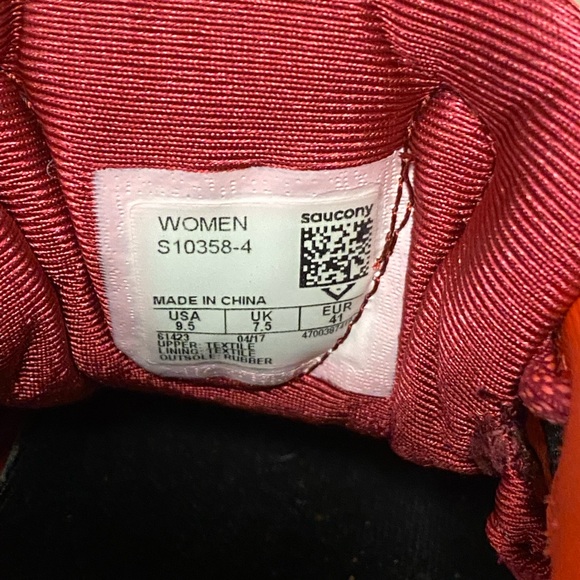 Saucony Orange Red Running Shoes Size 9.5 - Picture 7 of 9